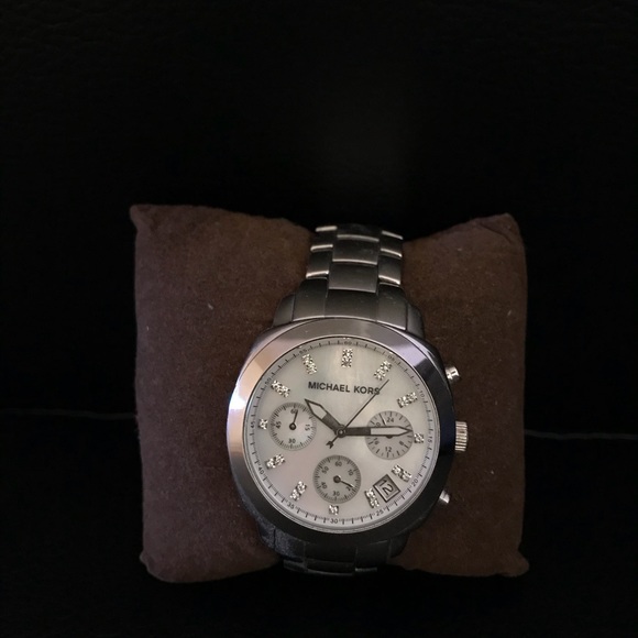 Michael Kors watch - Picture 2 of 6
